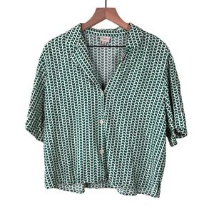 A New Day Short Sleeve Button Down Crop Top / Women’s Size Medium